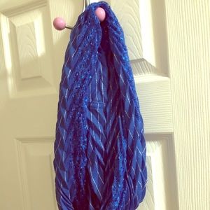 Royal blue scarf‼️BOGO‼️